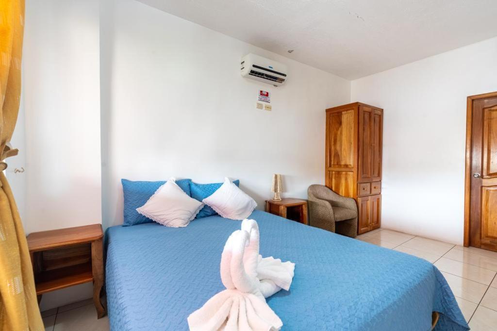 Hostal Tongo Reef Пуэрто-Бакерисо-Морено Экстерьер фото
