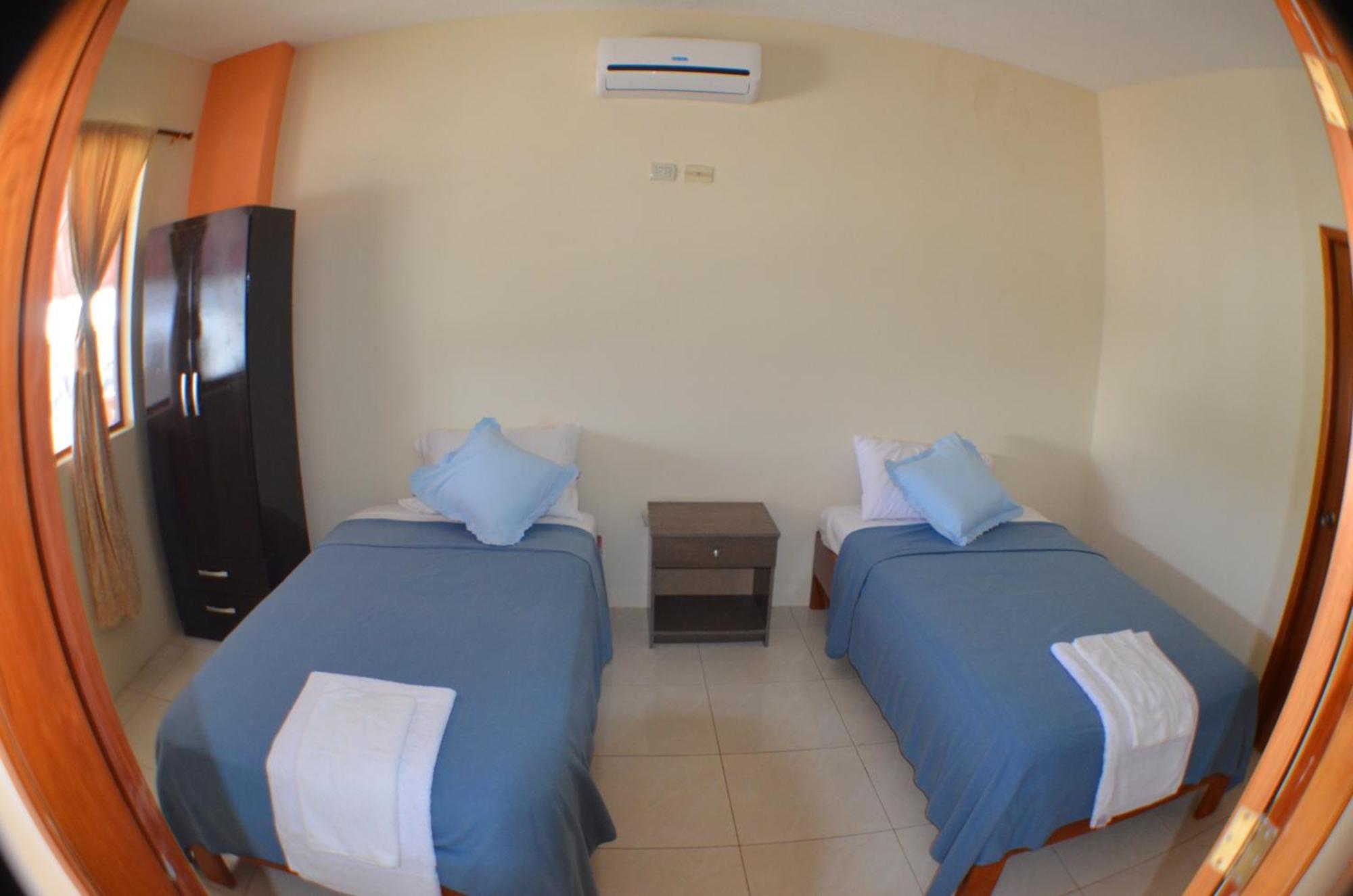 Hostal Tongo Reef Пуэрто-Бакерисо-Морено Номер фото