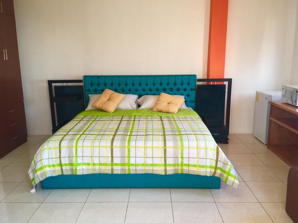 Hostal Tongo Reef Пуэрто-Бакерисо-Морено Номер фото