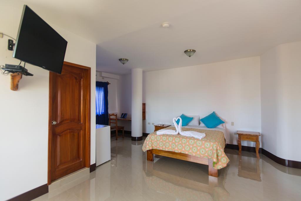 Hostal Tongo Reef Пуэрто-Бакерисо-Морено Экстерьер фото